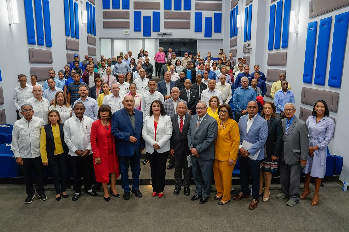 El IIBA participa en conferencia internacional sobre Agricultura Regenerativa y Sostenibilidad en INFOTEP